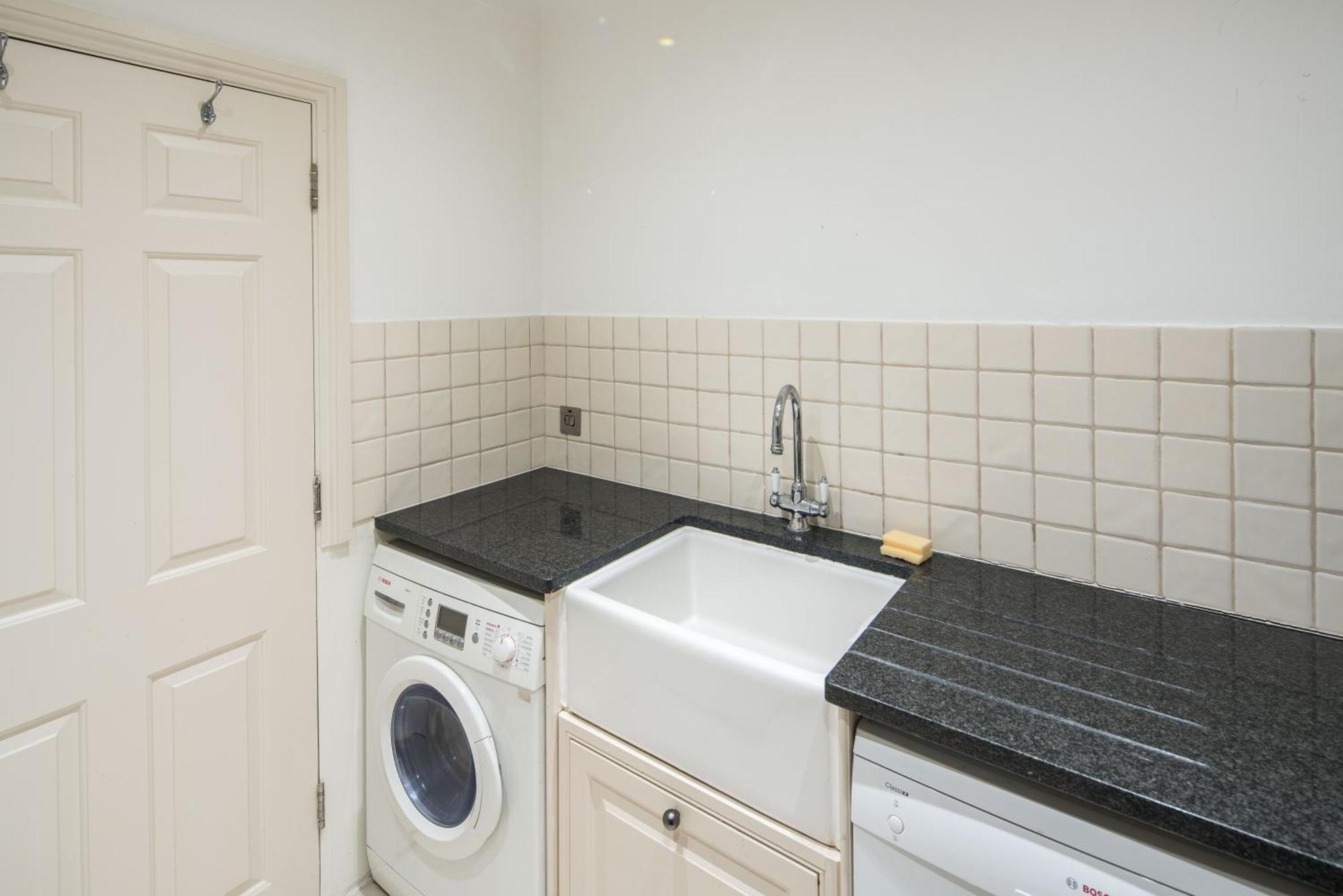 Remarkable 2-bed In Appartement